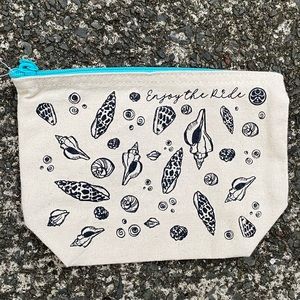 HIC “Enjoy the Ride” Seashells cotton canvas cosmetic bag. 8.25x6x3